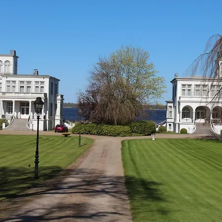 Christel Zwischenahn Apartment *